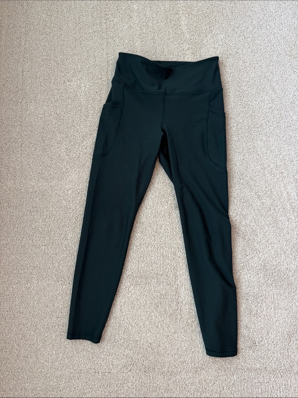 Old Navy Dark Green High-Rise Leggings with Side Pockets